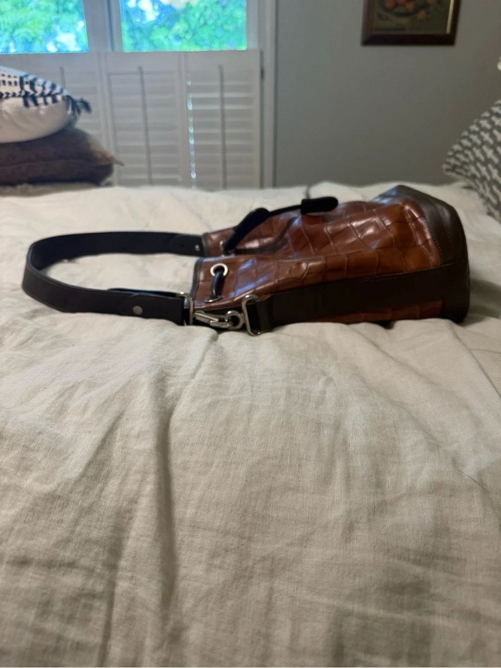 Dooney & Bourke euc dooney